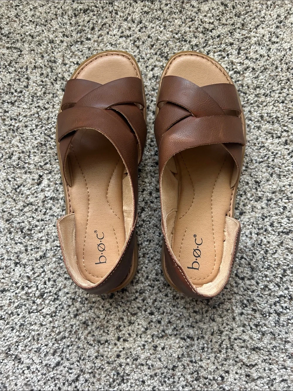 b.o.c. Women's Brown Leather Crisscross Slide Sandals - Picture 2 of 4
